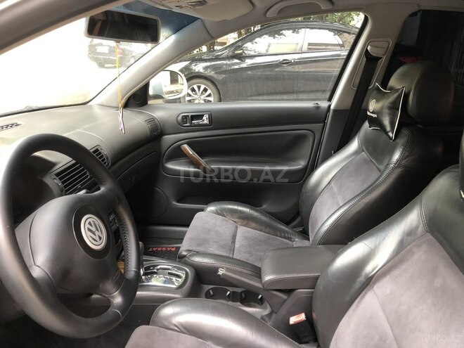 Volkswagen Passat 2005, 145,000 km - 1.8 l - Bakı