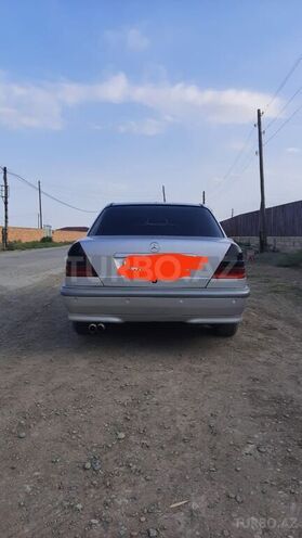 Mercedes C 240 2000, 341,678 km - 2.4 l - Bakı