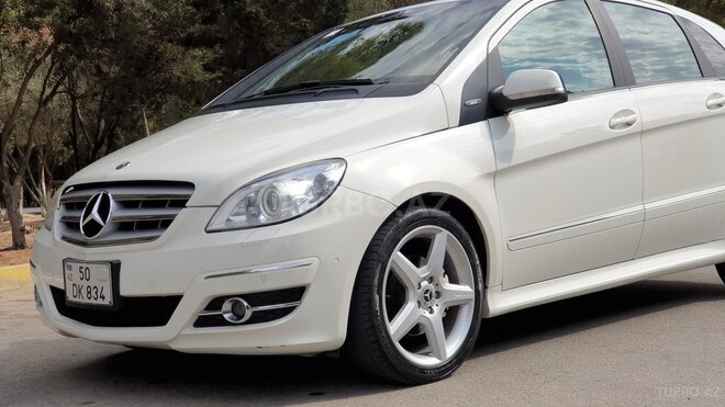 Mercedes B 200 2010, 125,000 km - 1.7 l - Sumqayıt