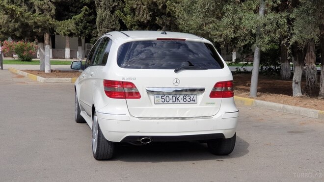 Mercedes B 200 2010, 125,000 km - 1.7 l - Sumqayıt
