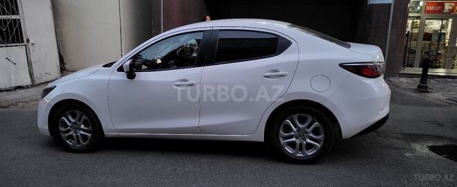 Toyota Yaris 2017, 88,000 km - 1.5 l - Bakı