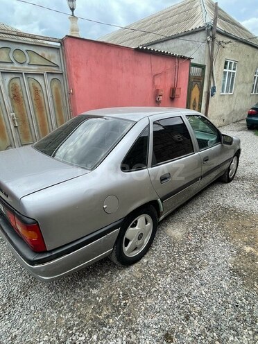 Opel Vectra 1994, 260,000 km - 2.0 l - Bakı