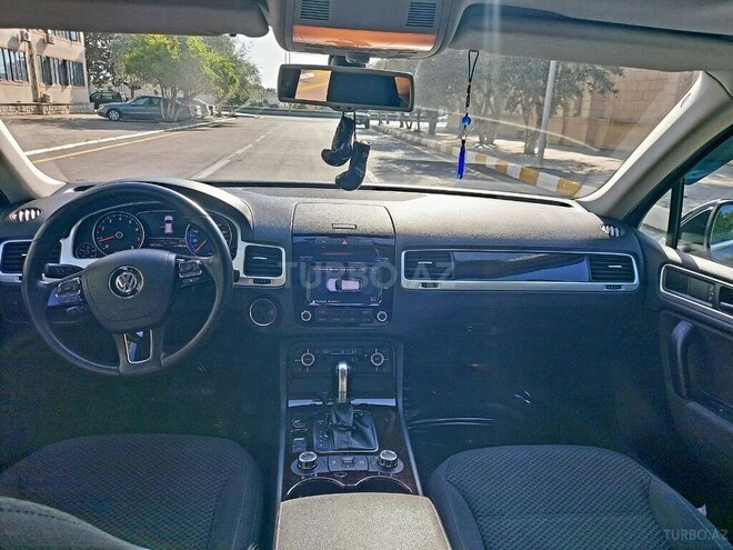 Volkswagen Touareg 2011, 107,000 km - 3.6 l - Bakı
