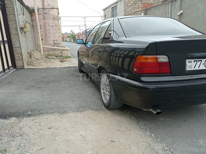 BMW 320 1993, 327,000 km - 2.0 l - Bakı