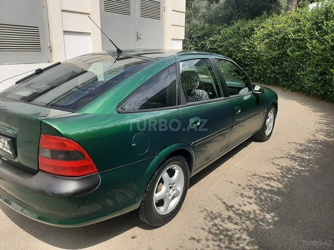 Opel Vectra 1997, 325,000 km - 2.0 л - Bakı