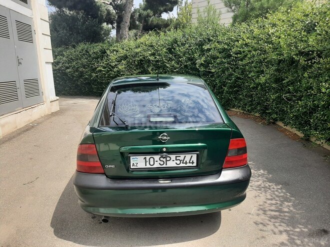 Opel Vectra 1997, 325,000 km - 2.0 л - Bakı