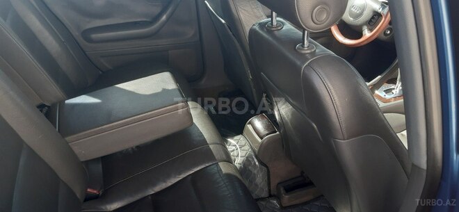 Audi A4 2002, 250,000 km - 2.4 l - Bakı