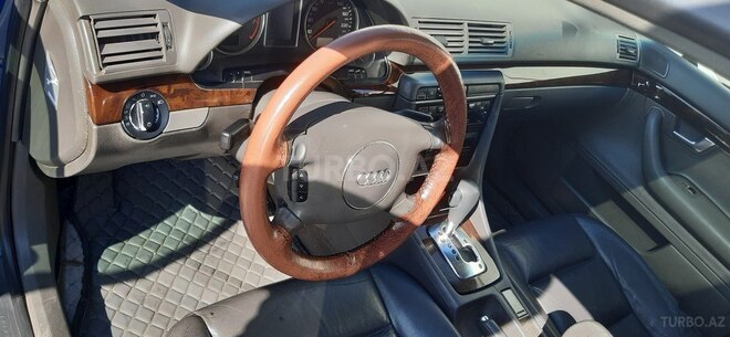 Audi A4 2002, 250,000 km - 2.4 l - Bakı