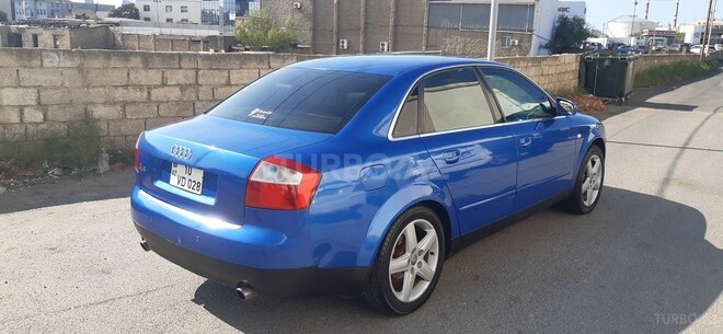 Audi A4 2002, 250,000 km - 2.4 l - Bakı