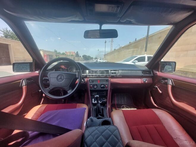 Mercedes E 200 1991, 335,000 km - 2.0 l - Cəlilabad