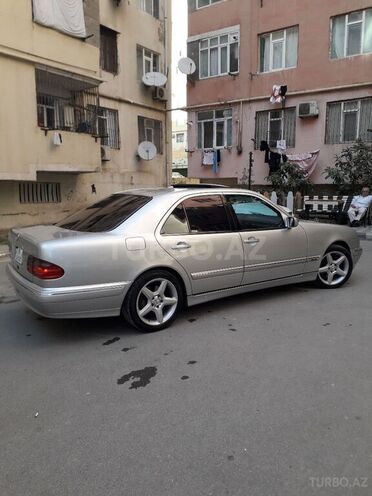 Mercedes E 320 2000, 349,063 km - 3.2 l - Bakı