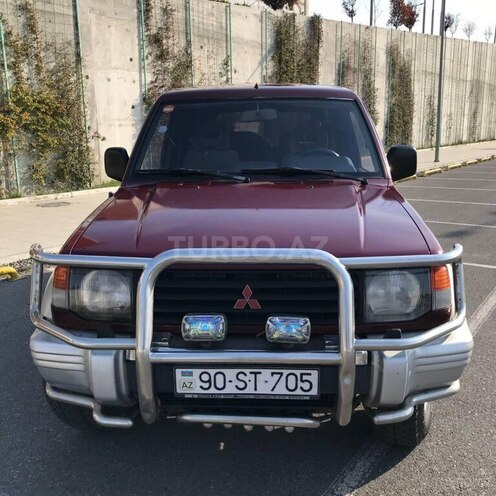 Mitsubishi Pajero 1992, 420,000 km - 2.5 l - Bakı