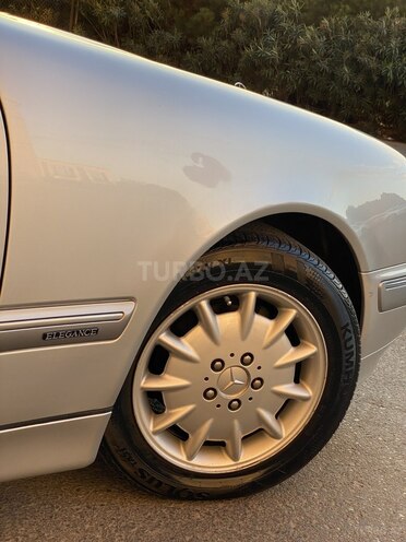 Mercedes E 240 2000, 213,000 km - 2.4 l - Bakı