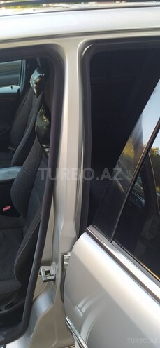 Mercedes C 200 2000, 331,655 km - 2.0 l - Bakı