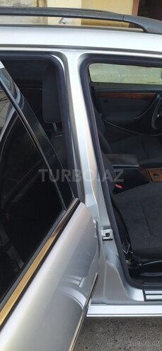 Mercedes C 200 2000, 331,655 km - 2.0 l - Bakı