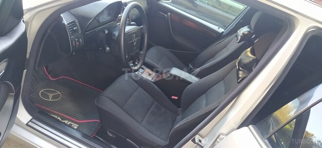 Mercedes C 200 2000, 331,655 km - 2.0 l - Bakı