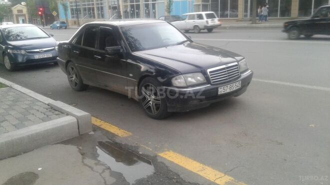 Mercedes C 240 1998, 230,000 km - 2.4 л - Gəncə