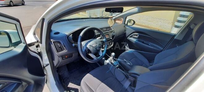 Kia Rio 2015, 120,000 km - 1.4 l - Bakı
