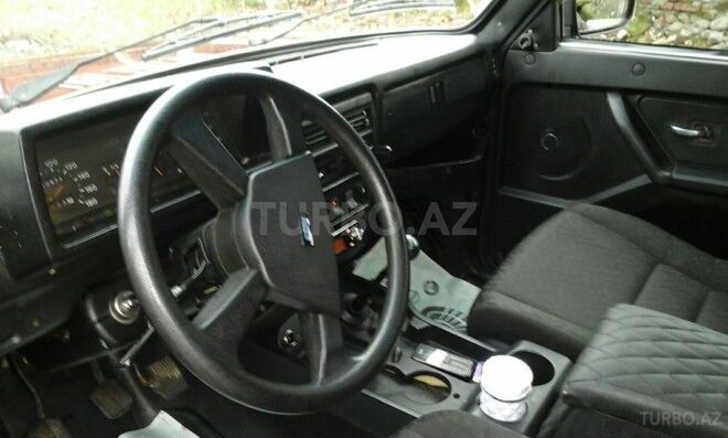 LADA (VAZ) Niva 1986, 560,000 km - 1.6 l - Yardımlı