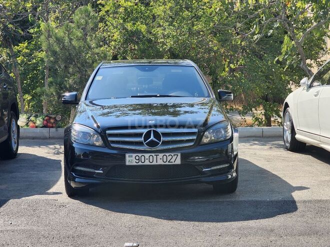 Mercedes C 300 2010, 217,000 km - 3.0 l - Bakı