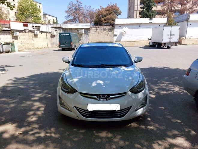 Hyundai Elantra 2015, 108,221 km - 1.8 л - Naftalan