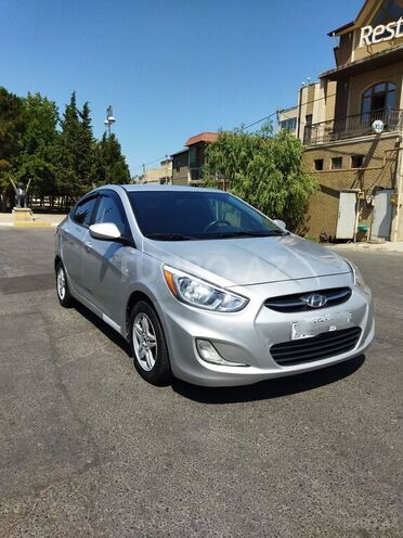 Hyundai Accent 2015, 153,000 km - 1.6 л - Bakı