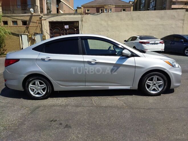 Hyundai Accent 2015, 153,000 km - 1.6 л - Bakı