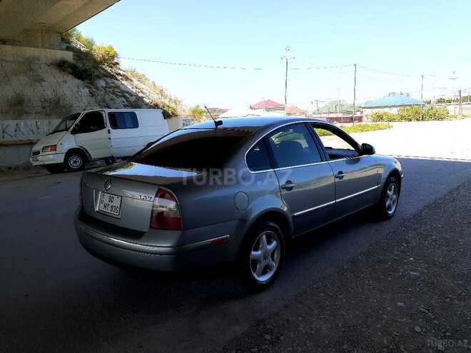 Volkswagen Passat 2004, 279,000 km - 1.8 л - Sumqayıt