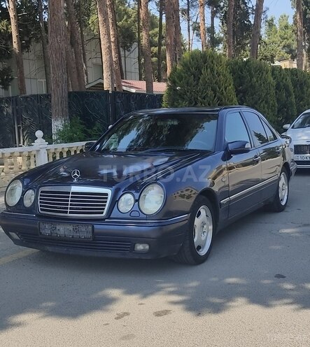 Mercedes E 230 1997, 466,000 km - 2.3 l - Bakı
