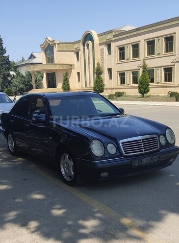 Mercedes E 230 1997, 466,000 km - 2.3 l - Bakı