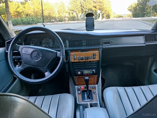 Mercedes 190 1993, 540,015 km - 2.3 л - Sumqayıt