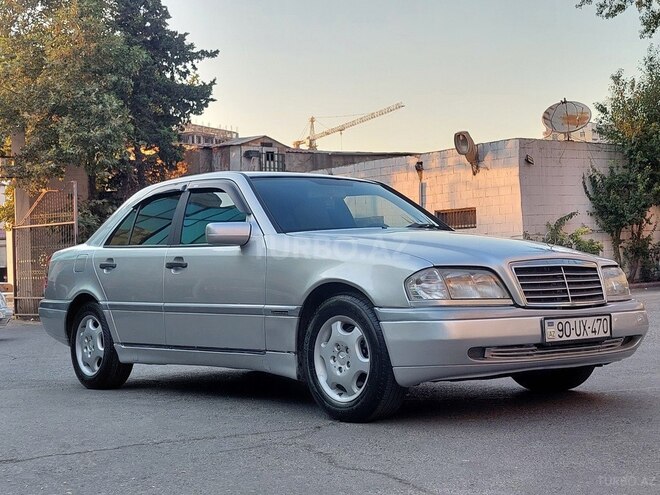 Mercedes C 180 1997, 239,455 km - 1.8 l - Bakı