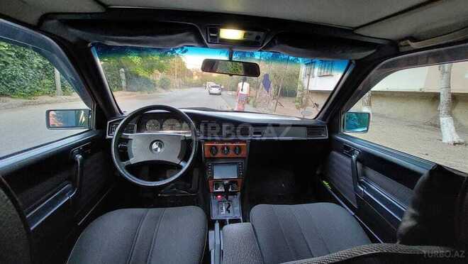 Mercedes 190 1992, 321,000 km - 2.3 l - Sumqayıt