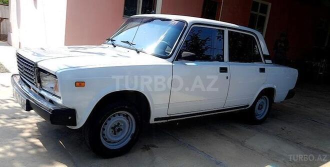 LADA (VAZ) 2107 2007, 208,000 km - 1.6 l - Füzuli