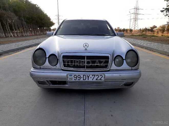 Mercedes E 230 1996, 379,000 km - 2.3 l - Sumqayıt