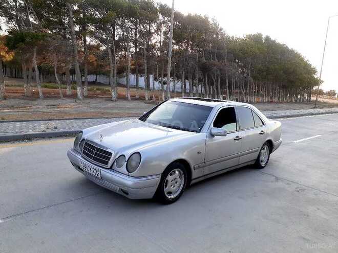 Mercedes E 230 1996, 379,000 km - 2.3 l - Sumqayıt
