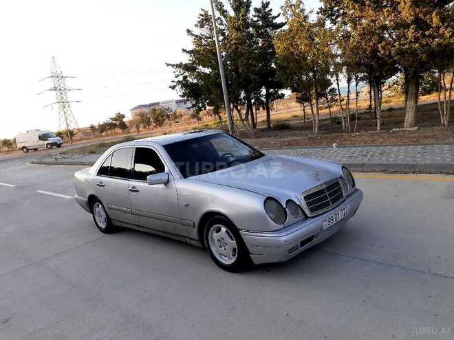 Mercedes E 230 1996, 379,000 km - 2.3 l - Sumqayıt