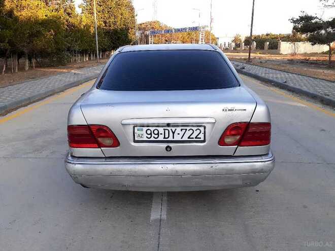Mercedes E 230 1996, 379,000 km - 2.3 l - Sumqayıt
