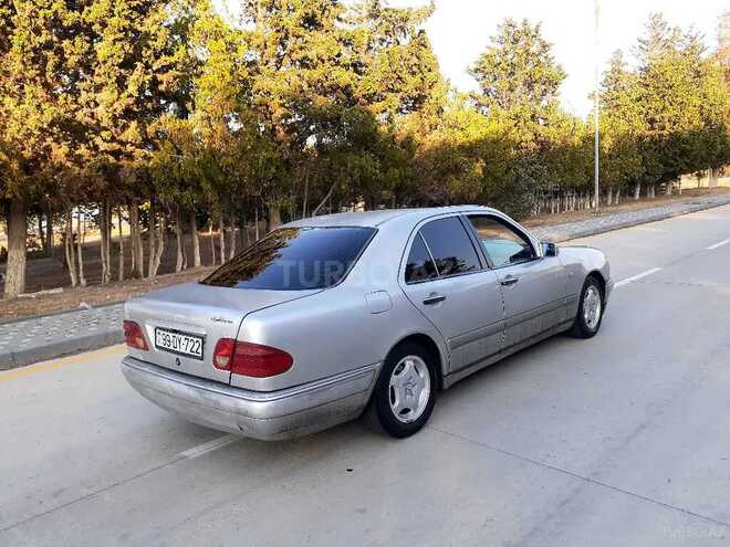Mercedes E 230 1996, 379,000 km - 2.3 l - Sumqayıt