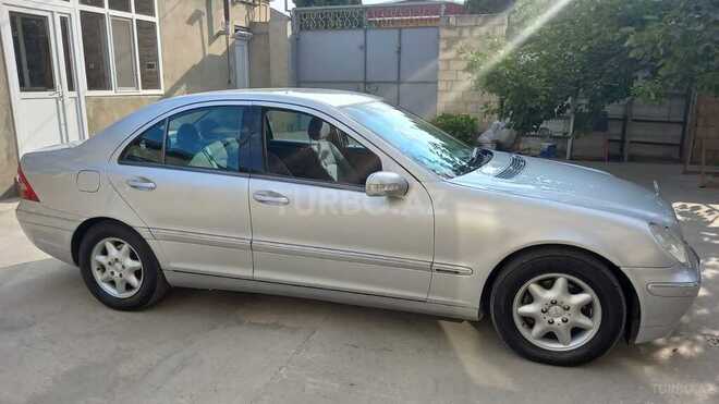 Mercedes C 200 2001, 265,000 km - 2.0 л - Xırdalan