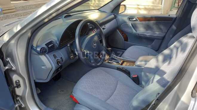 Mercedes C 200 2001, 265,000 km - 2.0 л - Xırdalan