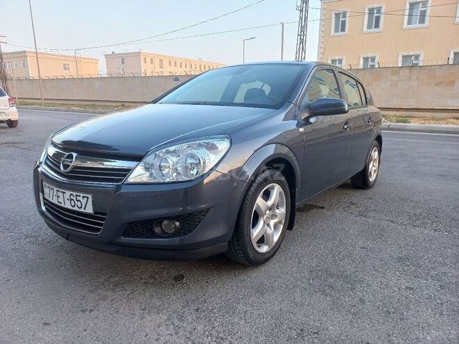 Opel Astra 2009, 175,000 km - 1.4 l - Bakı