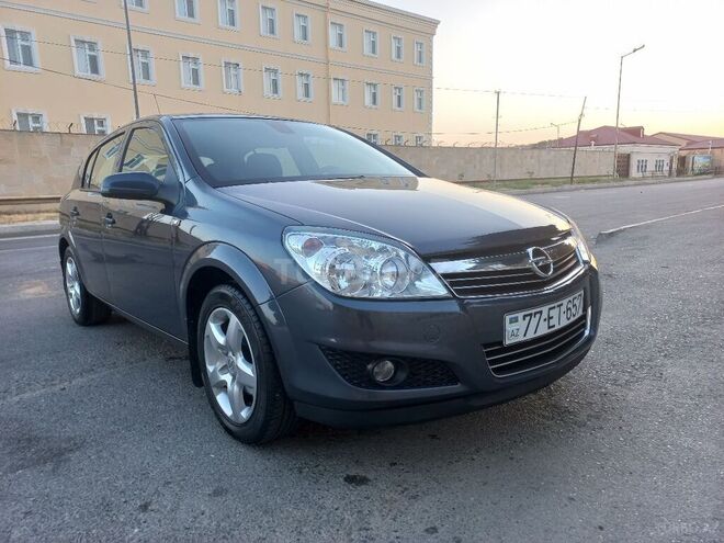 Opel Astra 2009, 175,000 km - 1.4 l - Bakı