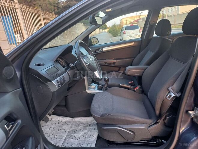 Opel Astra 2009, 175,000 km - 1.4 l - Bakı
