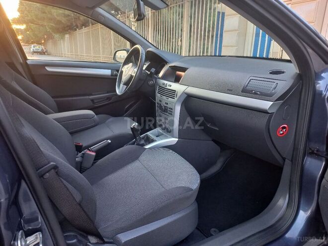 Opel Astra 2009, 175,000 km - 1.4 l - Bakı
