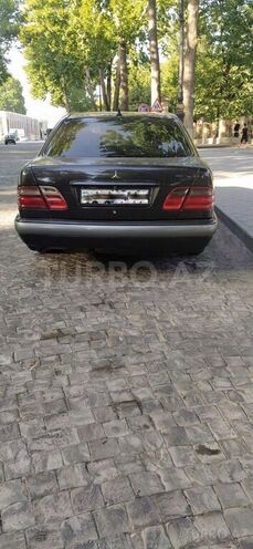 Mercedes E 230 1997, 410,547 km - 2.3 l - İmişli