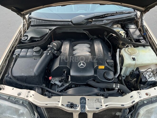 Mercedes C 240 2000, 180,000 km - 2.4 l - Bakı