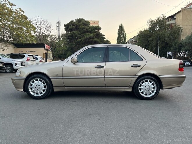 Mercedes C 240 2000, 180,000 km - 2.4 l - Bakı