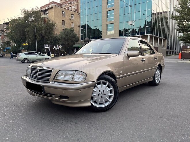Mercedes C 240 2000, 180,000 km - 2.4 l - Bakı