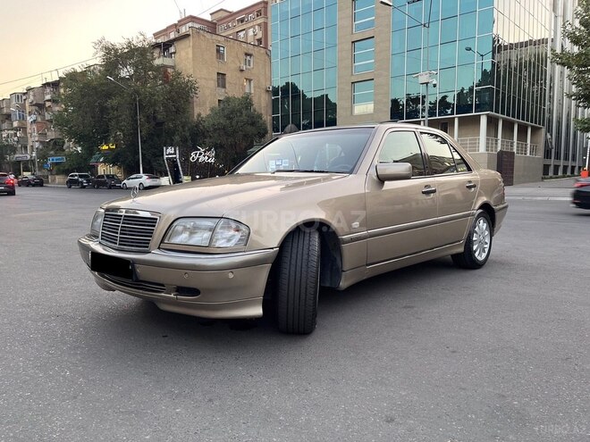 Mercedes C 240 2000, 180,000 km - 2.4 l - Bakı